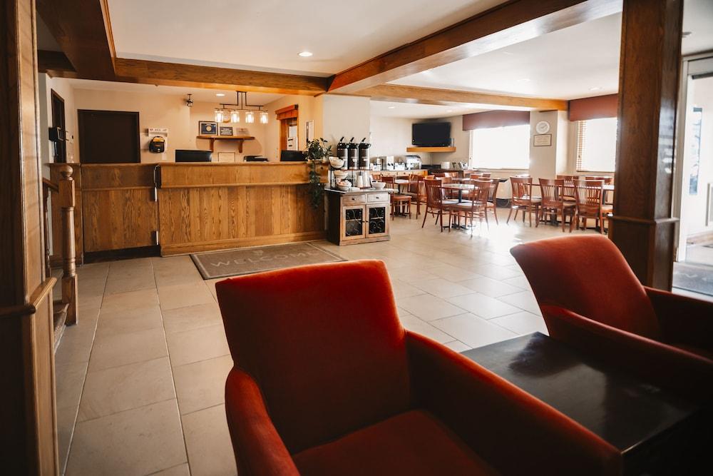 Travelodge Suites By Wyndham Regina - Eastgate Bay Exteriör bild