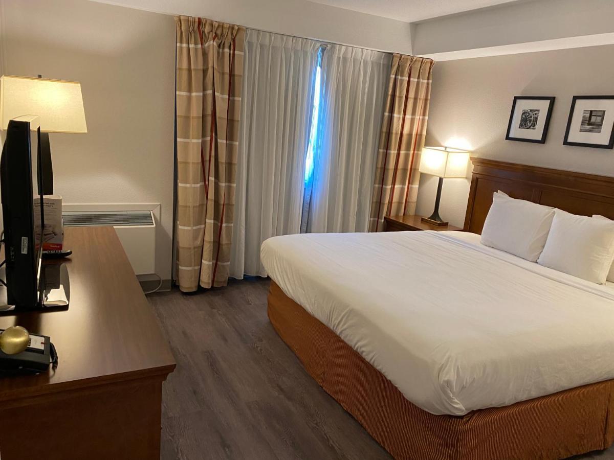 Travelodge Suites By Wyndham Regina - Eastgate Bay Exteriör bild